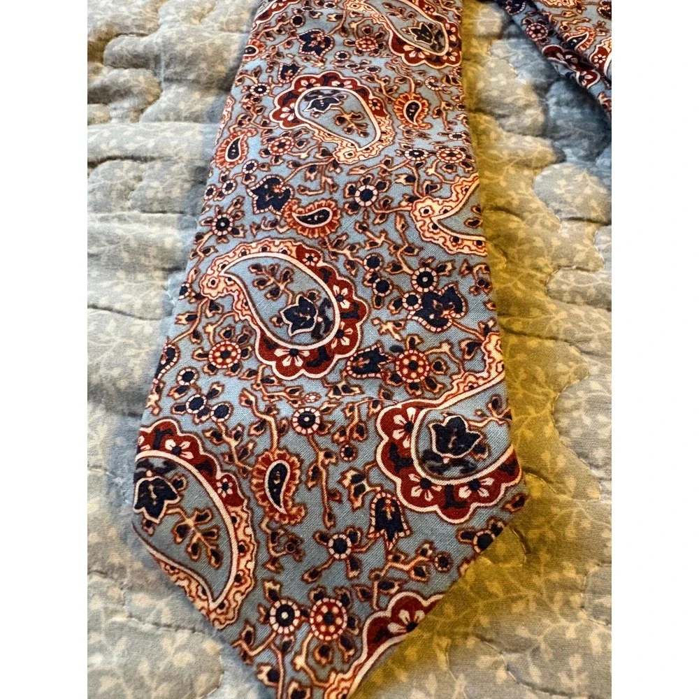 Rooster Necktie Mens OS Blue Excellent Paisley Ruffler Collection Vintage Tie